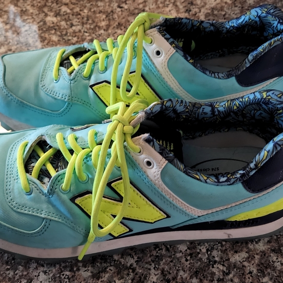Balance Womens Tennis Shoes 546 